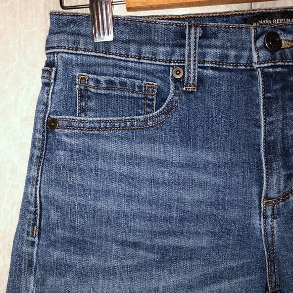 BR 27 Premium Denim Girlfriend Stretch Sie Frayed Hem Distressed Shorts - Picture 4 of 16